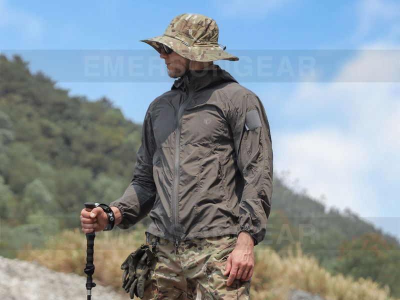 Emersongear UV100+ abnehmbarer multifunktionaler Boonie-Hut mit Rüschenhals „Frilled Lizard“
