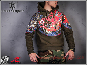 EmersonGear Pullover „Ming Guards Flying Fish“.